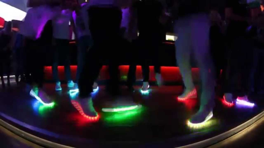 ledschoenen dansvloer